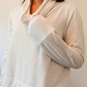 Yogalicious・Loose Turtleneck Sweater